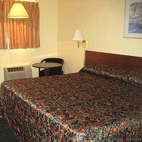 Guest House Motel Chanute Oda fotoğraf