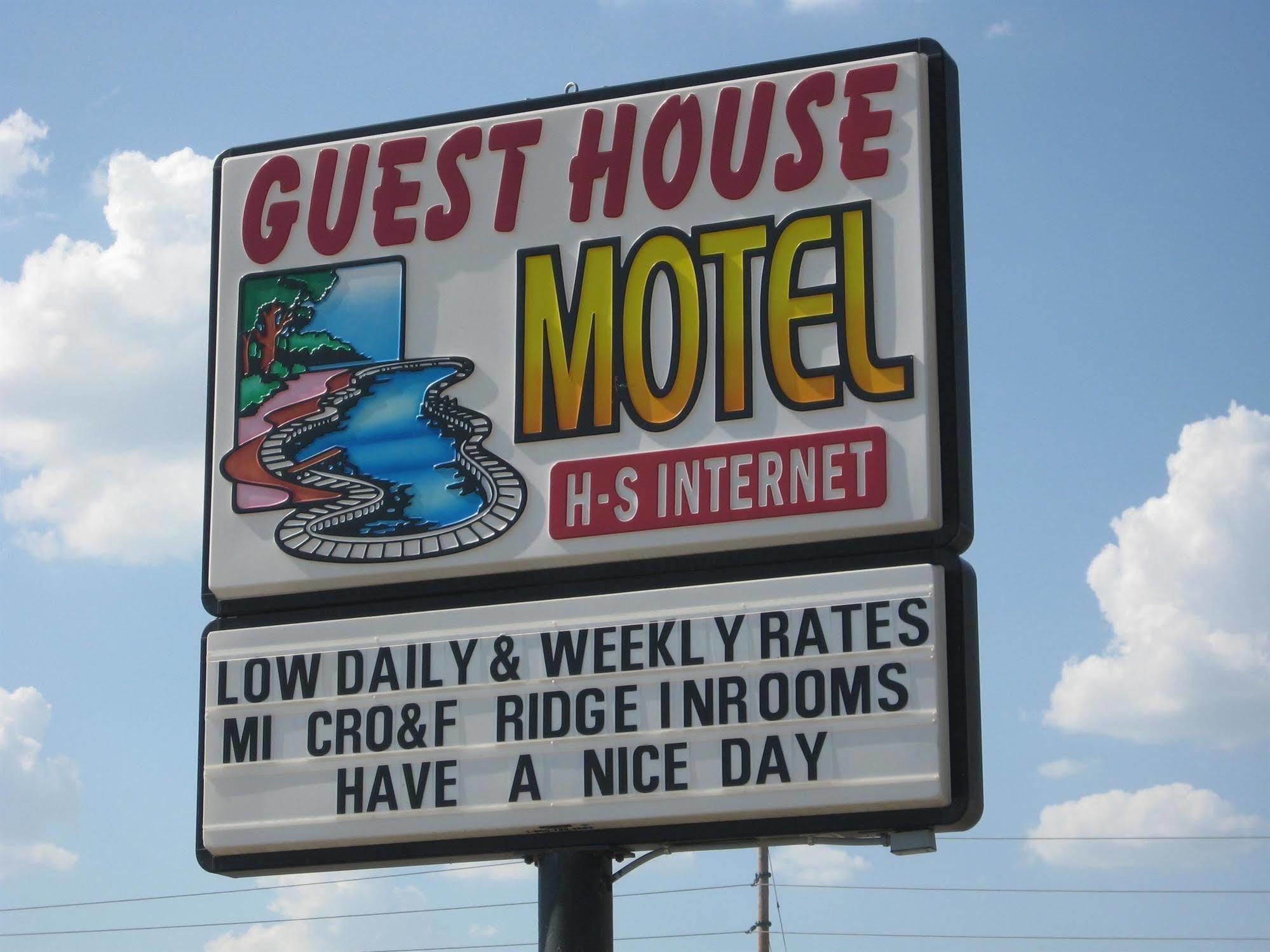 Guest House Motel Chanute Dış mekan fotoğraf